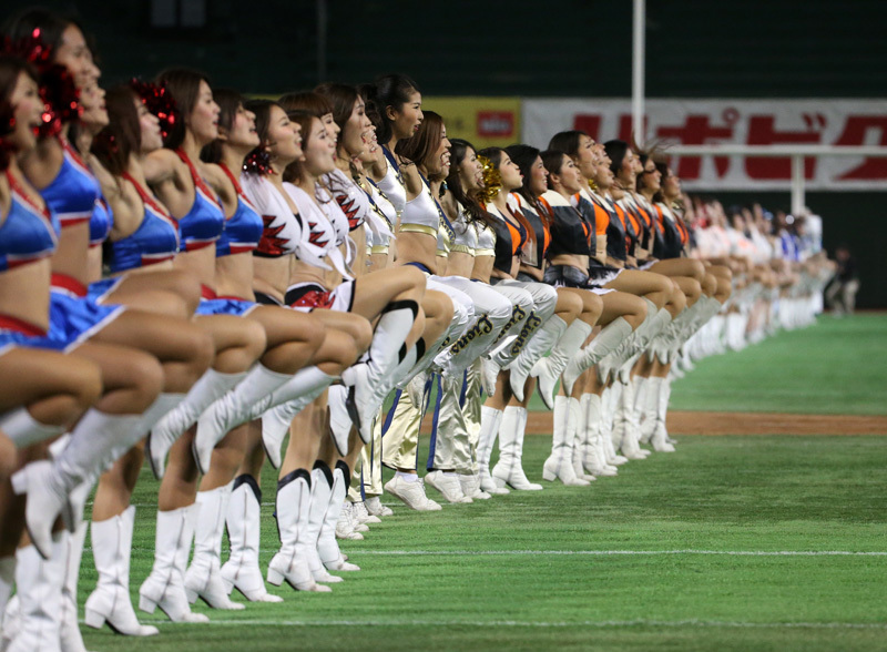 写真特集】勝利の女神たち~JXB、170人チア・ラインダンス編 写真特集】勝利の女神たち~JXB、170人チア・ラインダンス編