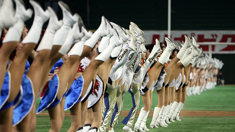 写真特集】勝利の女神たち～JXB、170人チア・ラインダンス編～（三尾圭 