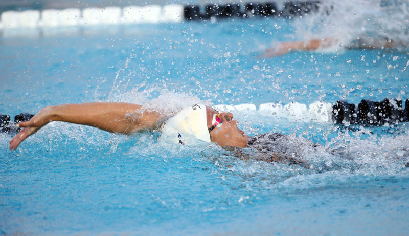 100ｍ背泳ぎで58秒00の世界新記録を出したキャサリン・ベイカー（三尾圭撮影）