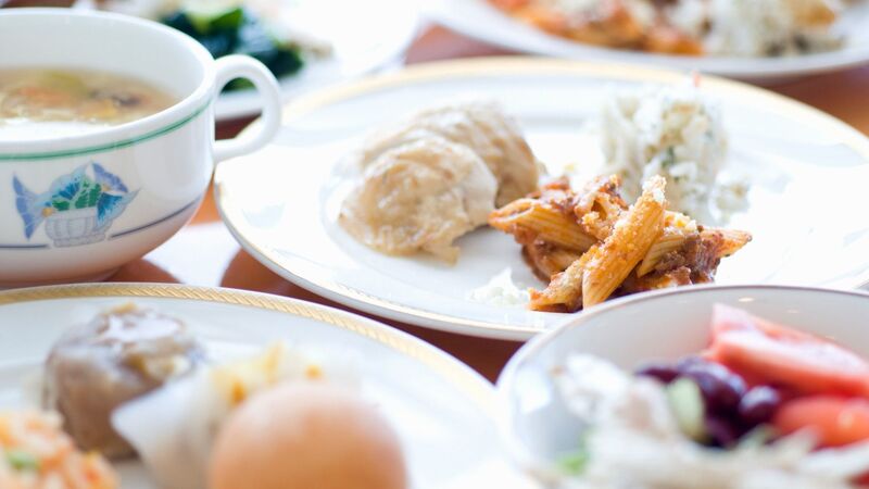 コラボカフェと大量の食べ残し 注文客だけを一概には責められない複雑な事情とは 小新井涼 個人 Yahoo ニュース コラボカフェと大量の食べ残し 注文客だけを一概には責められない複雑な事情とは 小新井涼 個人 Yahoo ニュース