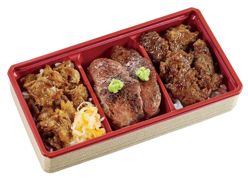 左から牛すじ丼、漬けロース寿司、カルビ焼肉。ボリュームも満点（1320円・海南亭提供）