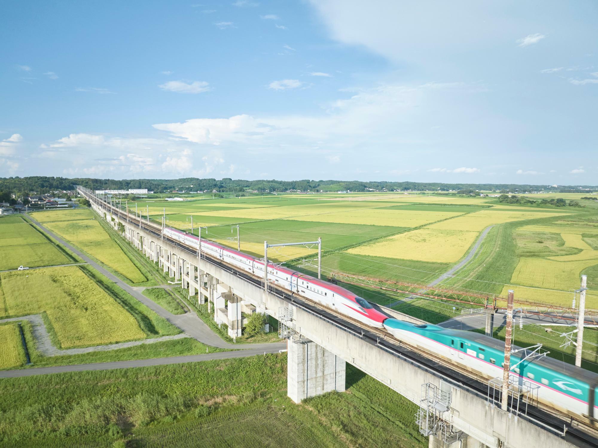 新幹線とローカル列車の乗り継ぎが便利に