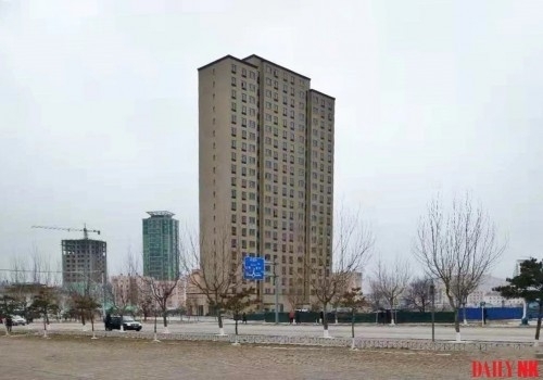 同時期に撮影された羅先市内のマンション。100平米、120平米、140平米型があり、エレベーターも設置されている（画像：デイリーNK内部情報筋）