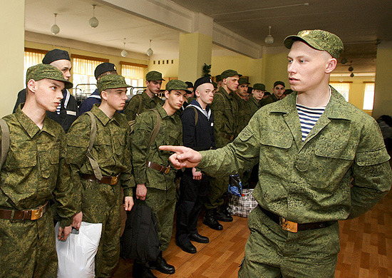徴兵されたロシアの若者たち（ロシア国防省）