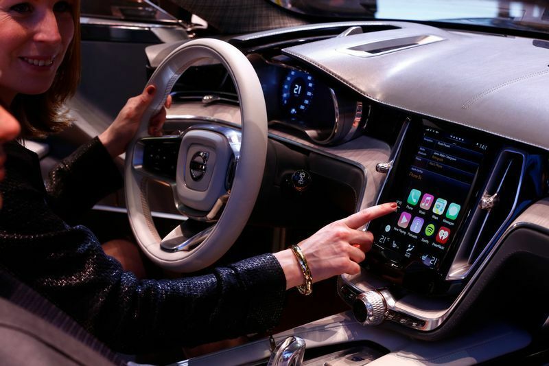 iPhoneを車載ディスプレーや音声で操作できる「CarPlay」