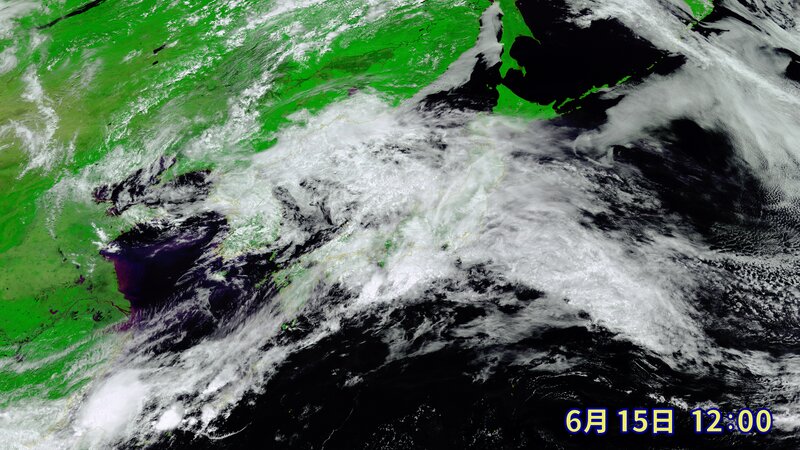 きょう15日(水)の衛星可視画像　低気圧や梅雨前線による雲が東北地方にまでかかっている（提供：ウェザーマップ）