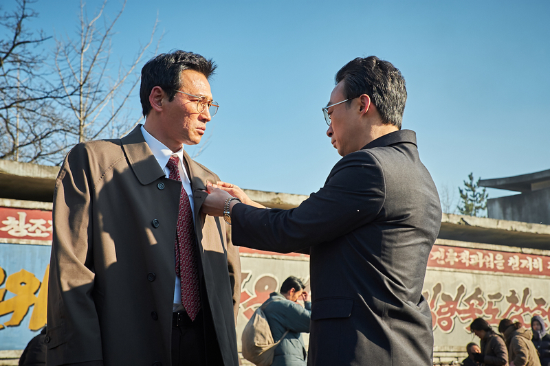 映画の舞台は1992年から2005年まで。ラストには、スパイと北朝鮮当局者の“意外なエピソード”も描かれている