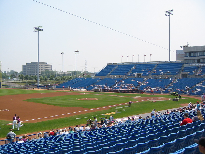 AAA球団の本拠地だったオタワ・ベースボール・スタジアム。臨場感や視認性が高い（筆者撮影）
