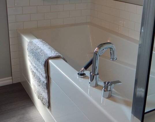 入浴時の事故の多くは自宅の浴槽で起きている　画像：Pixabay