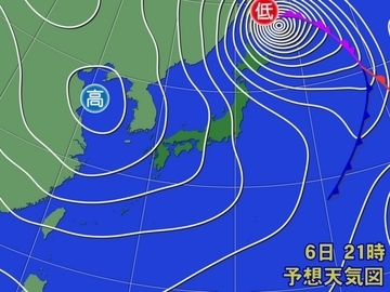 北海道の北で低気圧が猛発達。暴風を起こすとともに、北から寒気を引きずり込む。