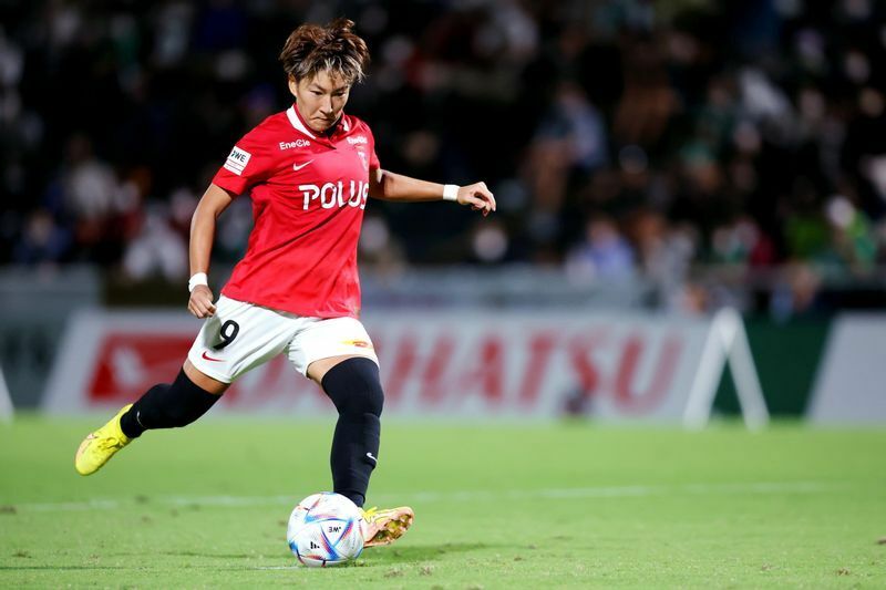 初代得点王の菅澤は20試合で14ゴールを決めた