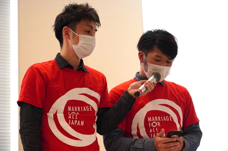 こうすけさん(右)とまさひろさん(左)(Marriage For All Japan提供)