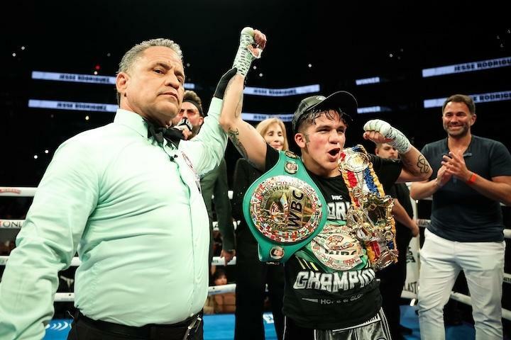 エストラーダをＫＯし、ＷＢＣ王者に復帰したバム・ロドリゲス（写真：BoxingScene.com）