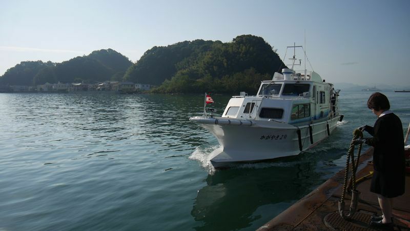 竹原から御手洗港へ向かう高速船。かつては島と対岸を繋ぐ重要な航路だった