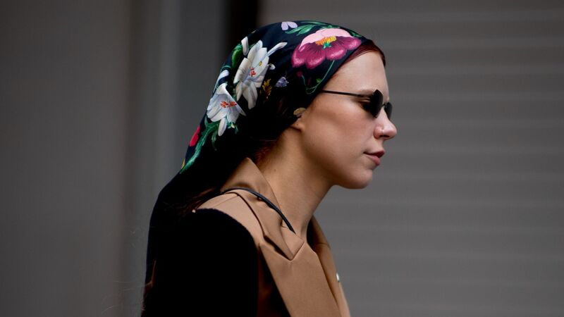 カムカムエヴリバディ で脚光の昭和レトロファッション 今風に取り入れるコツは 宮田理江 個人 Yahoo ニュース カムカムエヴリバディ で脚光の昭和レトロファッション 今風に取り入れるコツは 宮田理江 個人 Yahoo ニュース