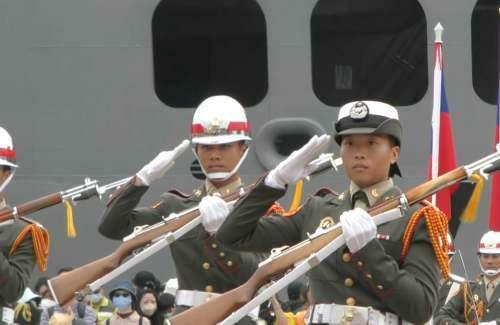 儀仗隊によるパフォーマンス（2024年3月16日台湾基隆にて　筆者撮影）