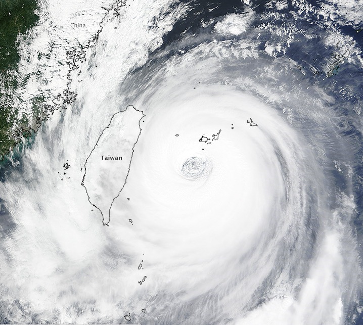 2015年台風21号の衛星画像。NASA