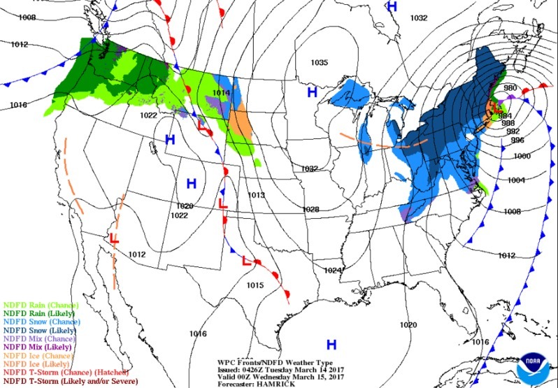14日の予想天気図。アメリカ東岸に暴風雪の正体、ノーイースターがある。NOAA