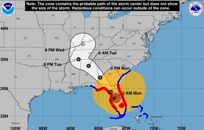 11日未明発表の予想進路図。National Hurricane Center 