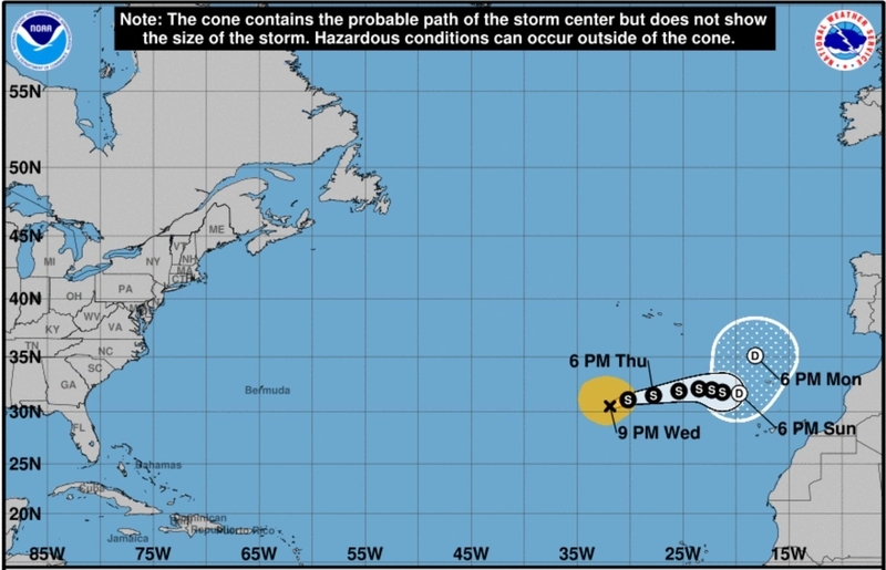 アメリカ国立ハリケーンセンター出典のシータの予想進路図