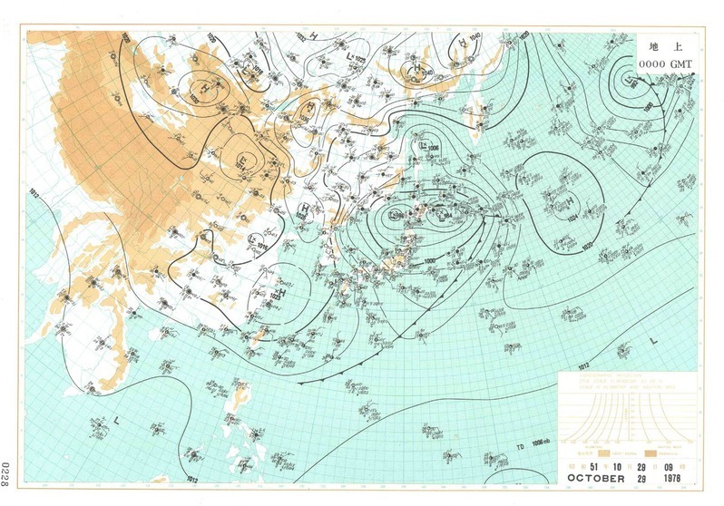 当時の天気図　原典:気象庁「天気図」、加工:国立情報学研究所「ﾃﾞｼﾞﾀﾙ台風」