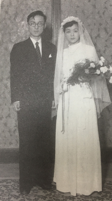 1952年 28歳で結婚。 妻・泰子さん（24歳）（出典『倉嶋厚の人生気象学』（東京堂出版））