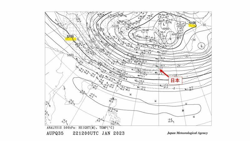 同1月22日21時の高層天気図　（出典気象庁　スタッフ加工）