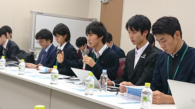 大学入試改革について問題提起する高校生(写真・日本若者協議会)