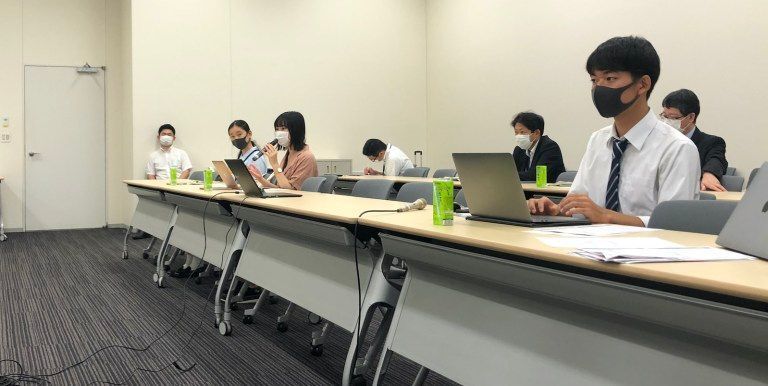 筆者撮影:公明党「第4回GIGAスクール構想推進委員会」に高校生3名、代表理事の室橋(筆者)が出席