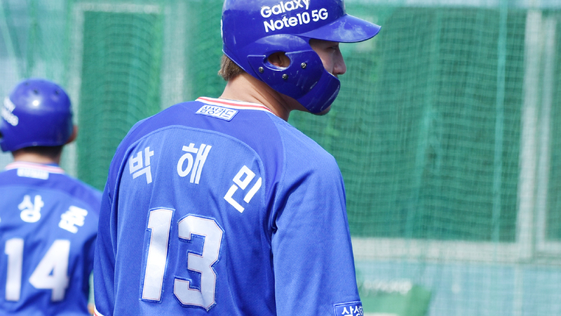 背番号13は投手か野手か 韓国の盗塁王がこの番号に変えた理由とは 室井昌也 個人 Yahoo ニュース 背番号13は投手か野手か 韓国の盗塁王がこの番号に変えた理由とは 室井昌也 個人 Yahoo ニュース