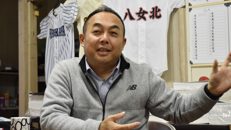 2003年から昨秋まで西日本短大付属高の野球部を率いた西村慎太郎監督（写真：ストライク・ゾーン）