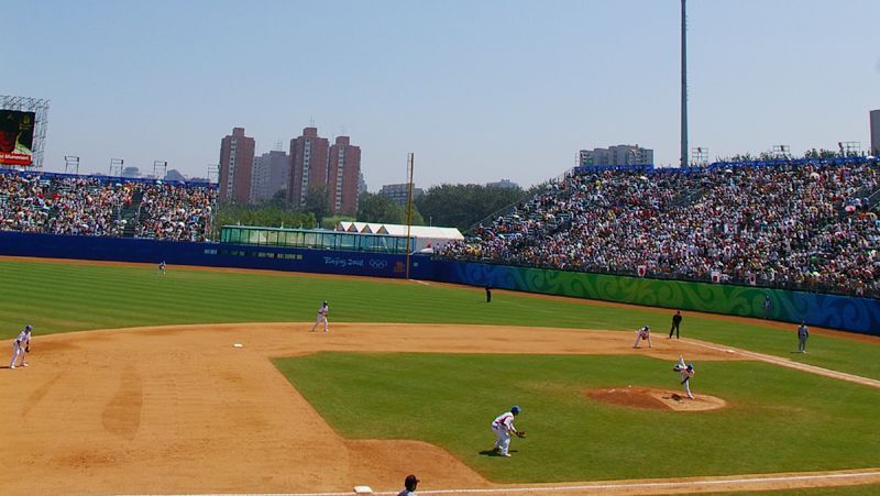 雲一つない快晴の下で行われた韓国－日本の準決勝（写真：ストライク・ゾーン）