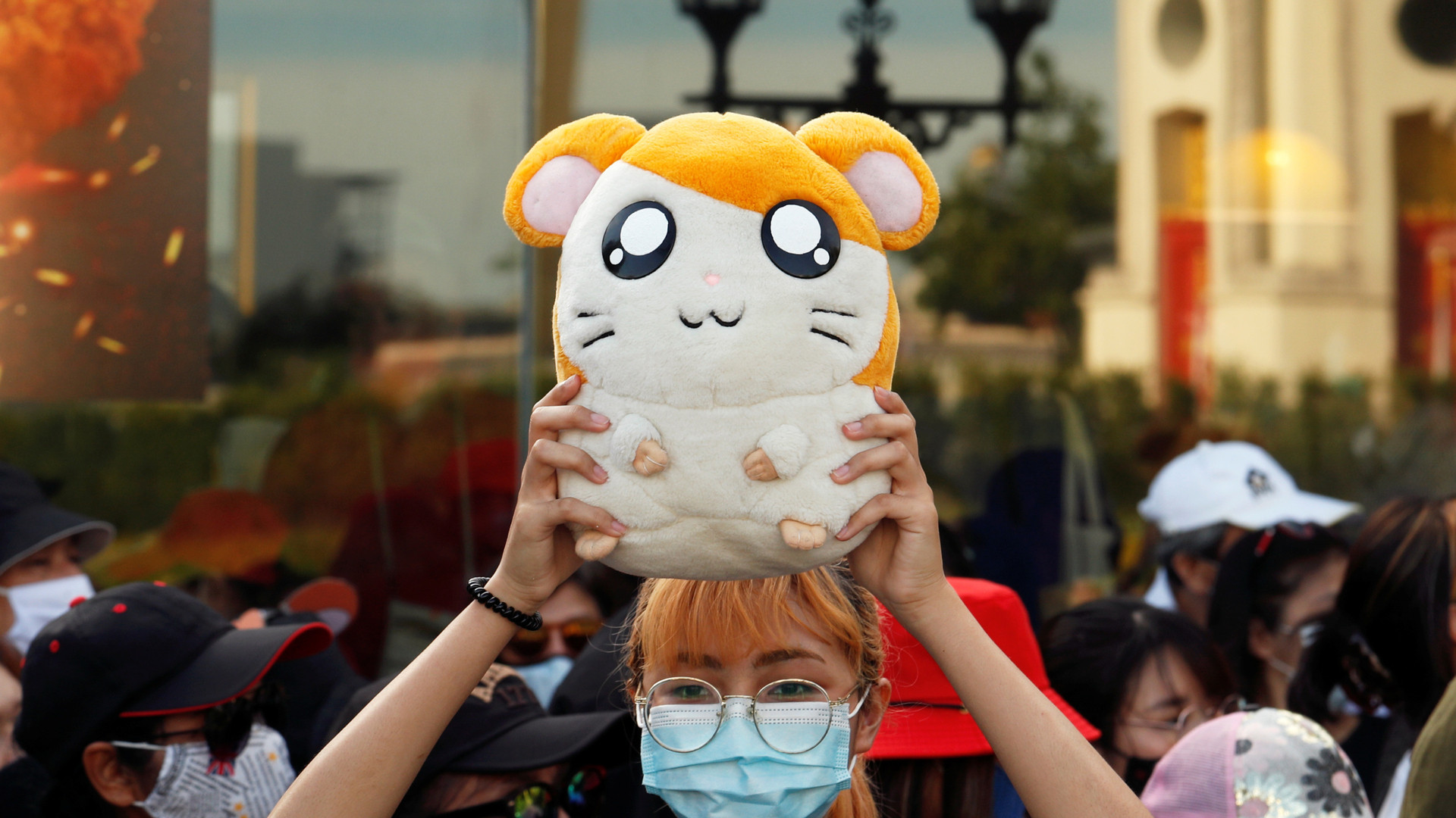 とっとこハム太郎 はなぜタイで反政府デモのシンボルになったか 六辻彰二 個人 Yahoo ニュース