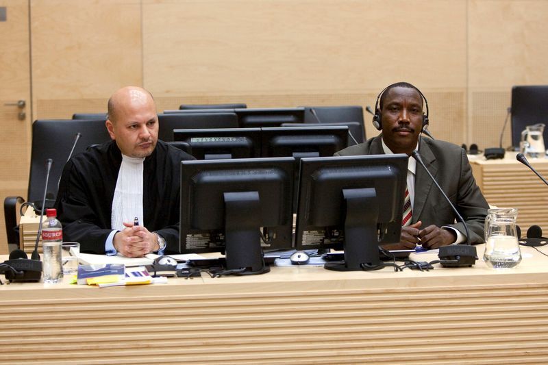ICCに出廷したスーダン反乱軍の幹部アブ・ガルダ被告。裁判では平和維持部隊要員殺害の嫌疑を否定した。(2009.5.8)