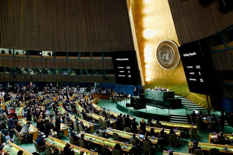 ロシアのウクライナ侵攻を避難する決議を採択した国連総会（2022.3.2）