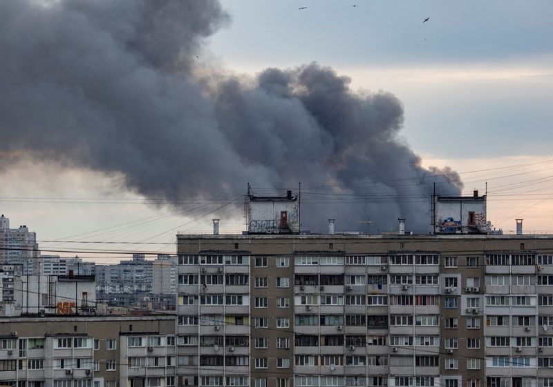 ウクライナの首都キーウ(キエフ)に対するロシアのミサイル攻撃(2022.6.5)