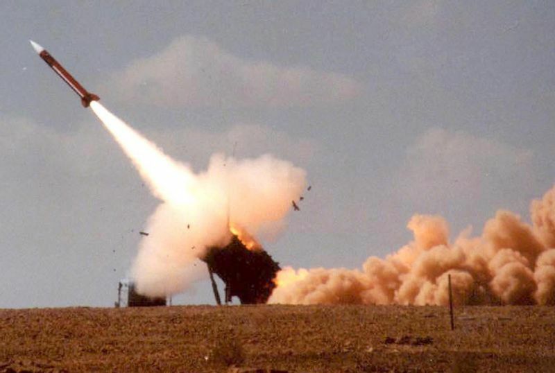 湾岸戦争でも使用されたパトリオットミサイルの発射実験を行うイスラエル軍（2001.2.22）