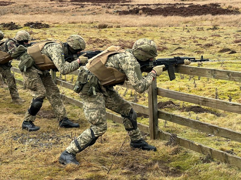 イギリスで訓練を受けるウクライナ兵（2023.2.16）