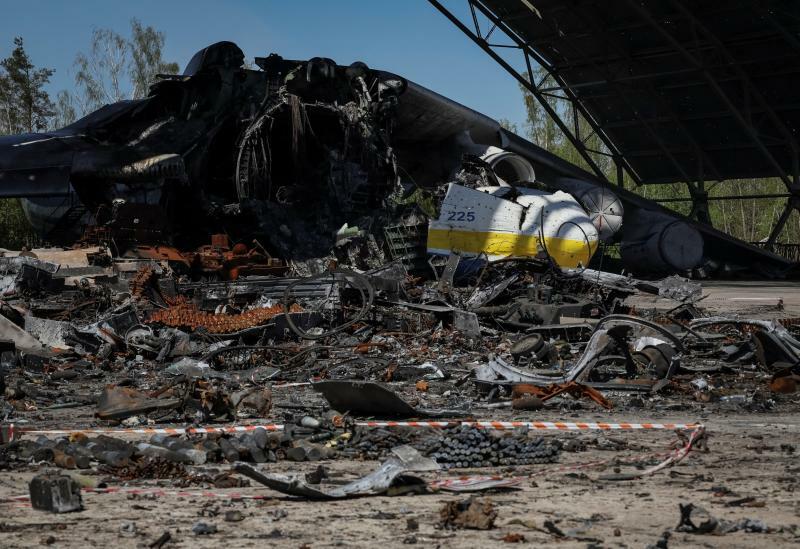 ロシアの攻撃で破壊されたホストメリの空港（2022.5.5）。