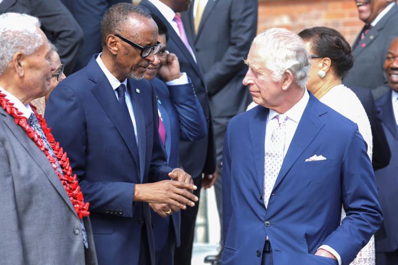 イギリスを訪問したルワンダのカガメ大統領(中央)とチャールズ国王(2023.5.5)。ルワンダも自由貿易協定には積極的だが、地域全体でEUと協議する方針で、EPAに前のめりのケニアとは温度差がある。