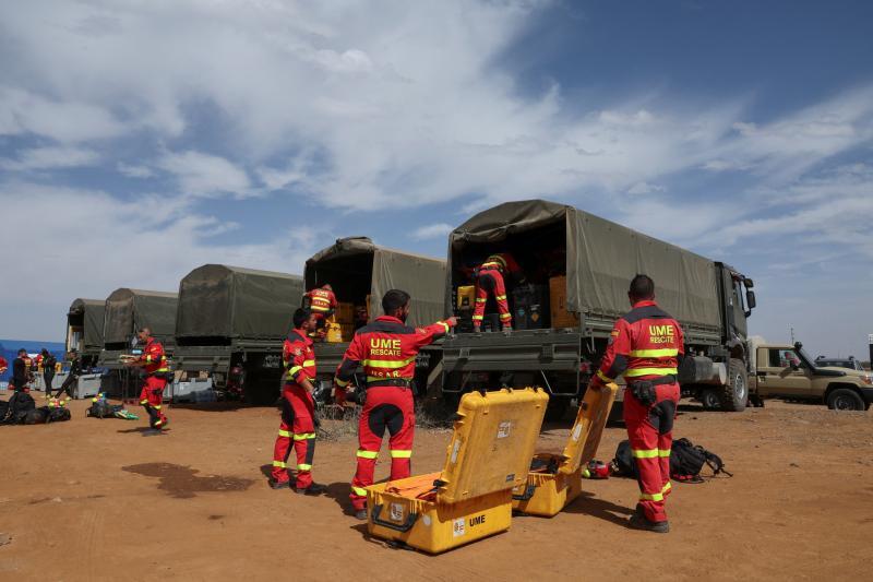 地震翌日にモロッコに入ったスペイン軍の救助隊（2023.9.14）。モロッコ沿岸の漁業権をめぐってモロッコ政府と深い関係を持つスペインは、救助活動が認められた数少ない国の一つである。