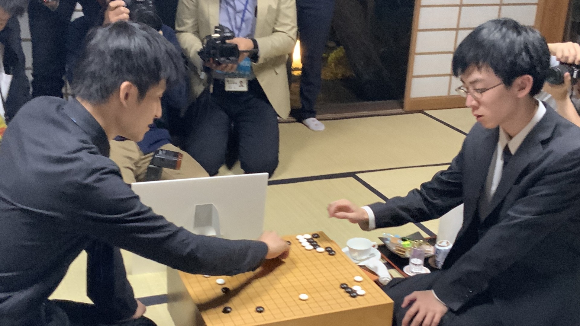 史上最年少 10代の囲碁名人はなぜ誕生したのか 内藤由起子 個人 Yahoo ニュース