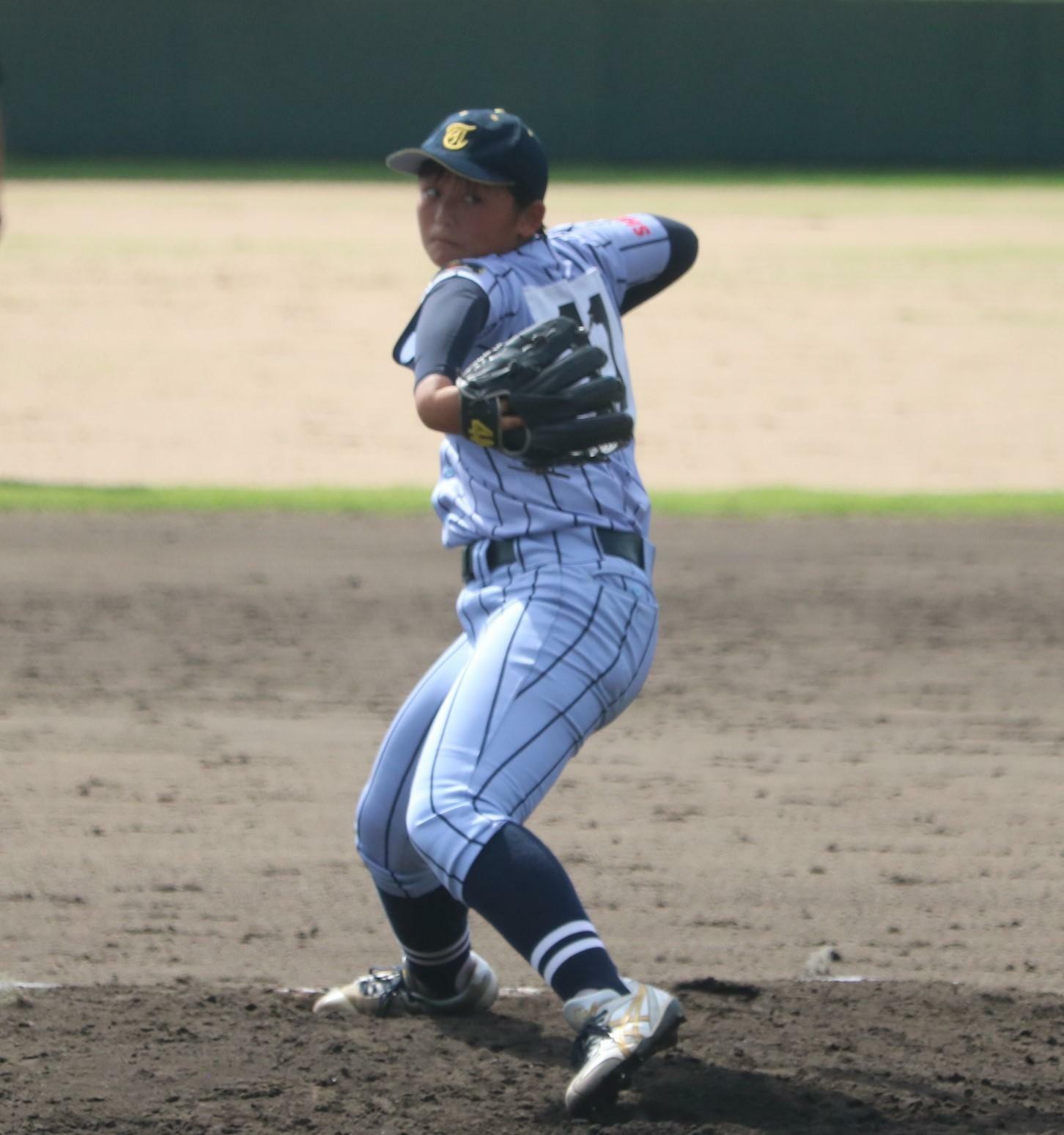 強気なピッチングが持ち味の東海大翔洋・1年生の石野七星投手