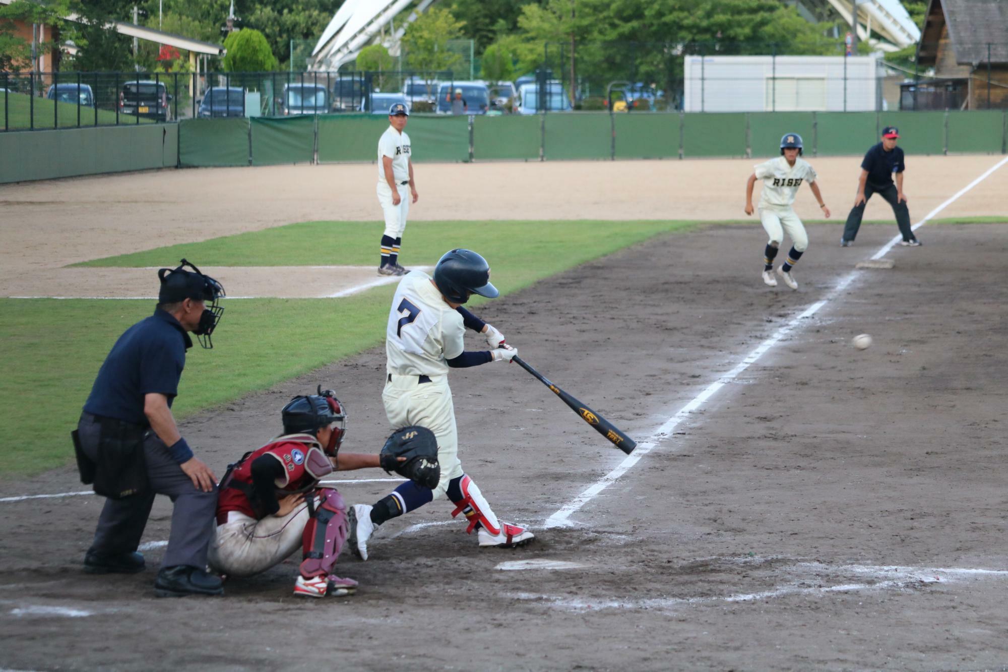 サヨナラ打となった場面、仲間の力を背中に受けてバットを振り抜いたと振り返った履正社・関思音選手