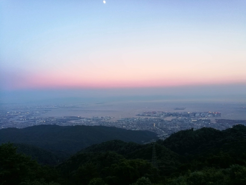 六甲山頂から見た神戸市内（撮影・筆者）