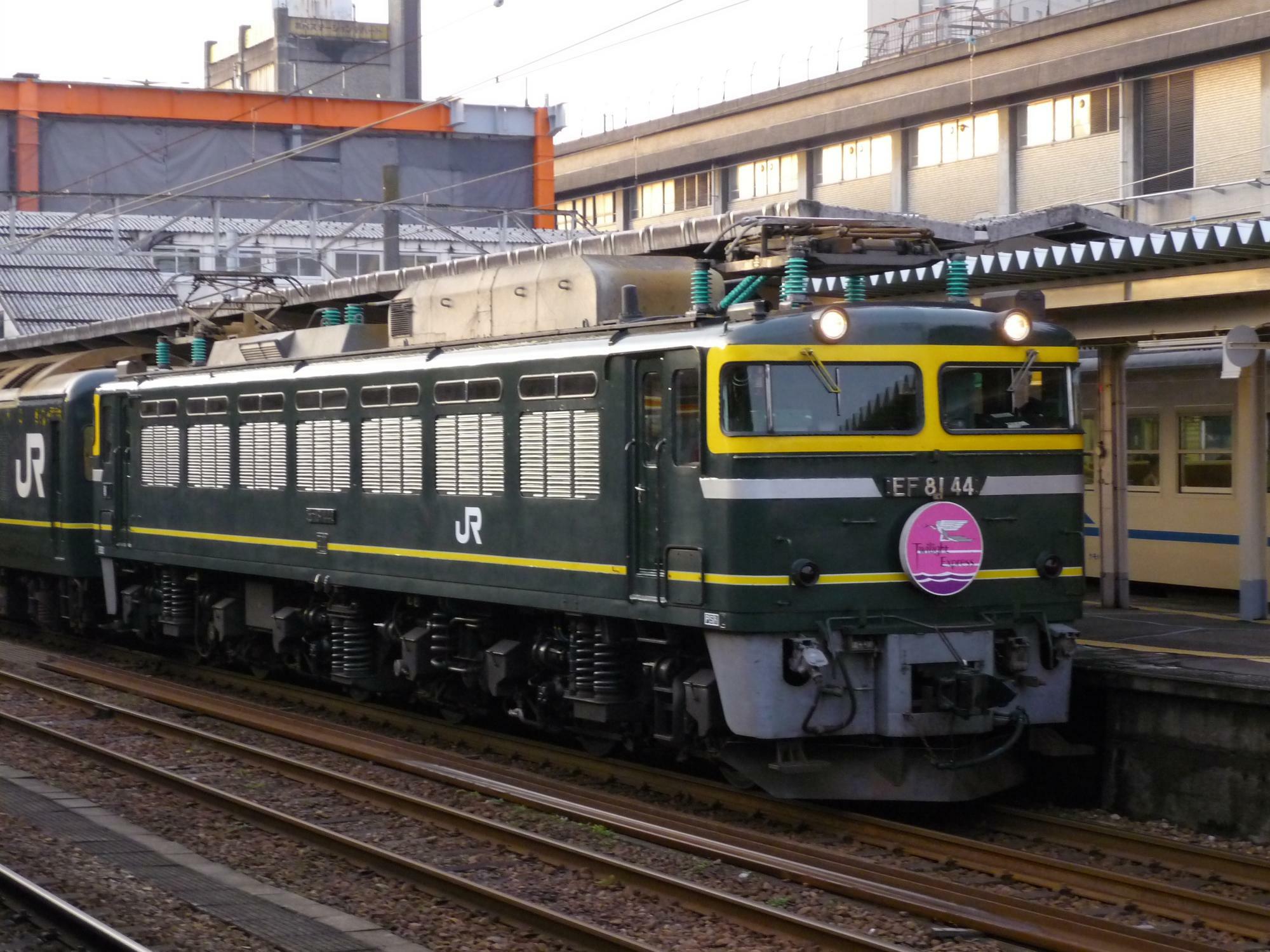 1989年から2016年まで、大阪・札幌間で運行されていた寝台特急列車「トワイライト・エクスプレス」（画像・筆者撮影）