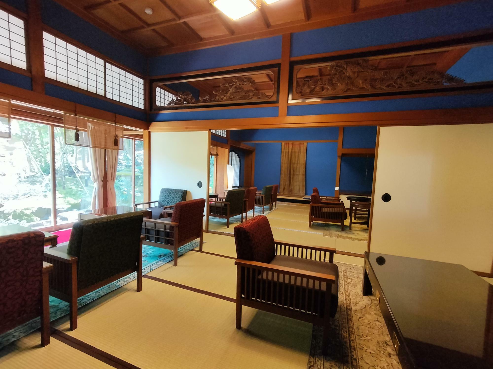 昭和天皇などが宿泊された「御殿」は、カフェとして利用できるようになっている。（画像。筆者撮影）