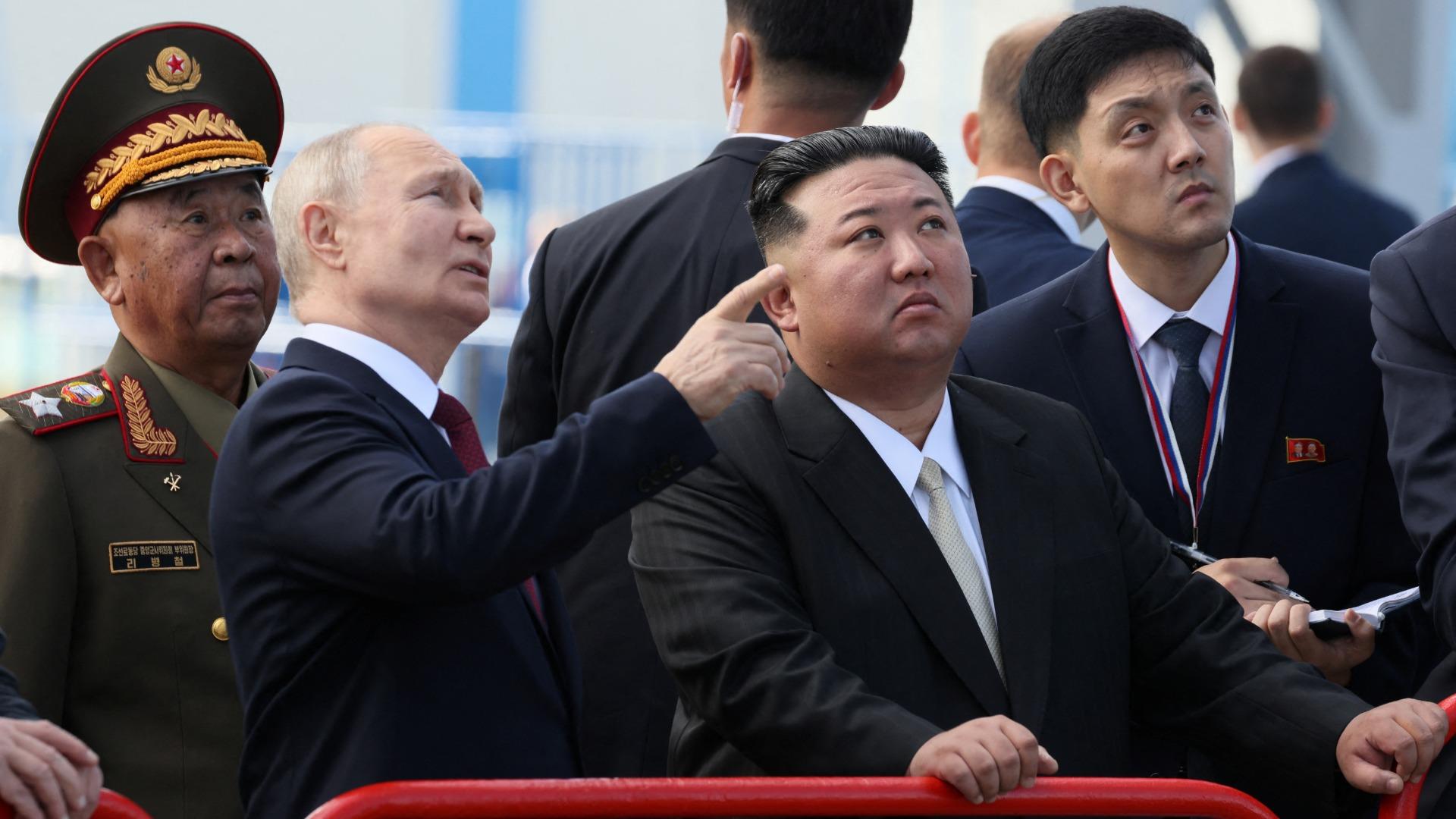レアさ新品　朝露友好軍事同盟記念　金正恩とプーチンのマグカップ レアさ新品 朝露友好軍事同盟記念 金正恩とプーチンのマグカップ