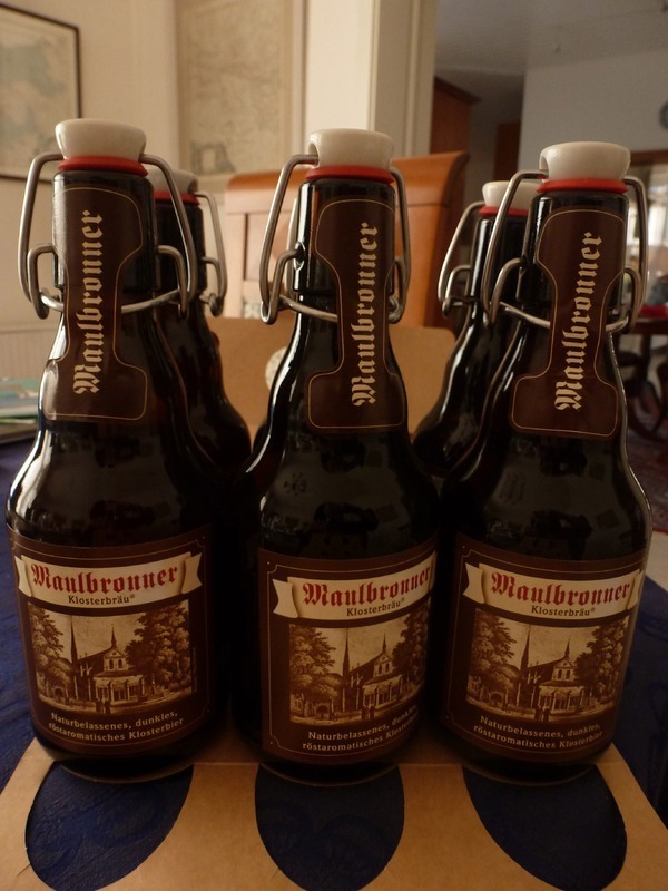 マウルブロン修道院ビールはツーリストインフォでも買えます。