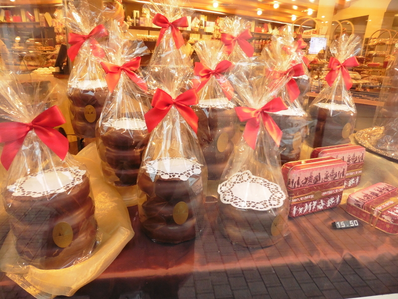 ドイツのバウムクーヘンは、クリスマスや慶事といった特別なときに食べる焼き菓子だ･筆者撮影